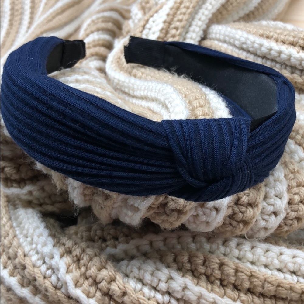 RIBBED KNOT TOP HEADBAND